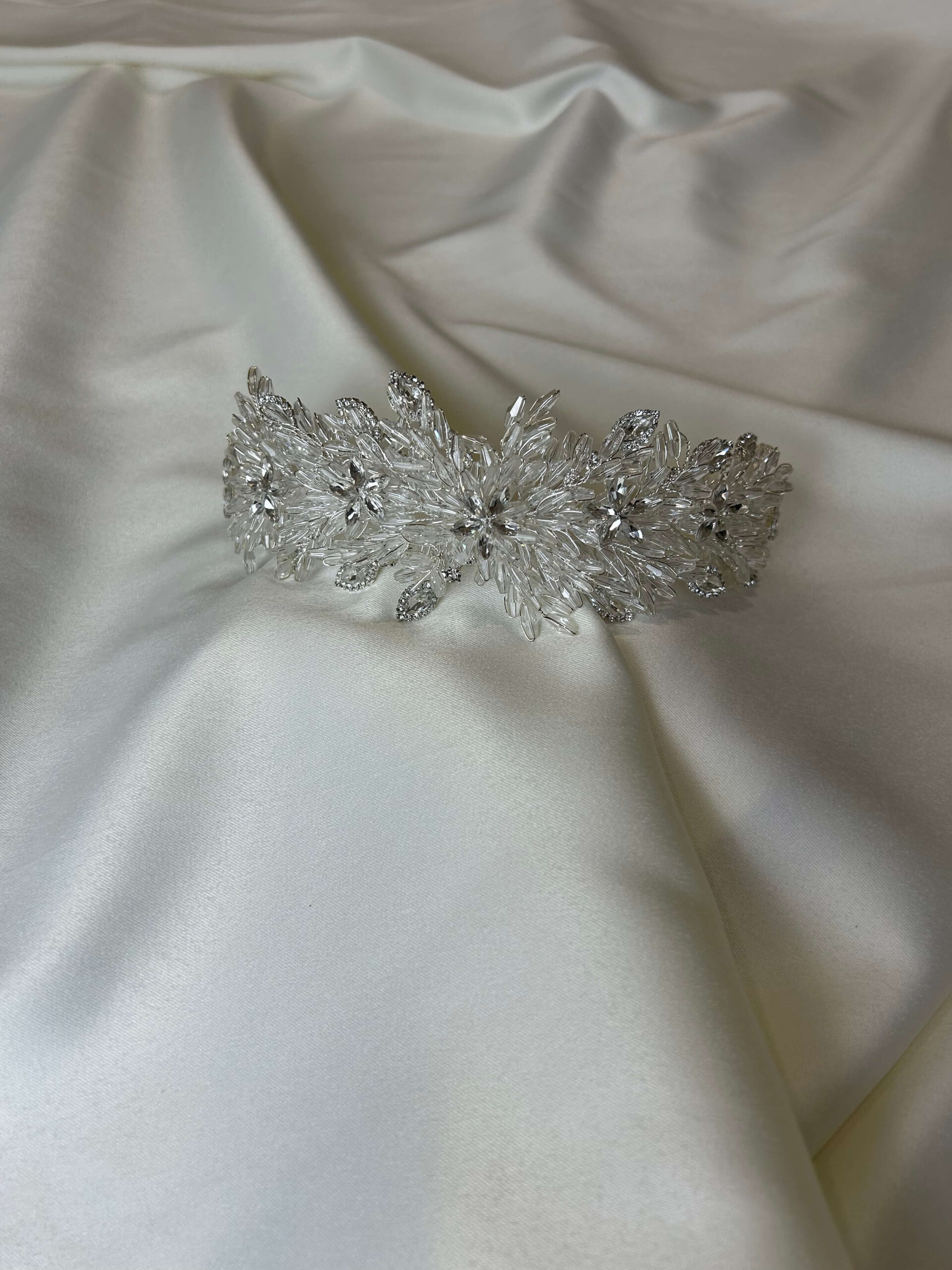 Bijou de tête pour mariée effet étoile